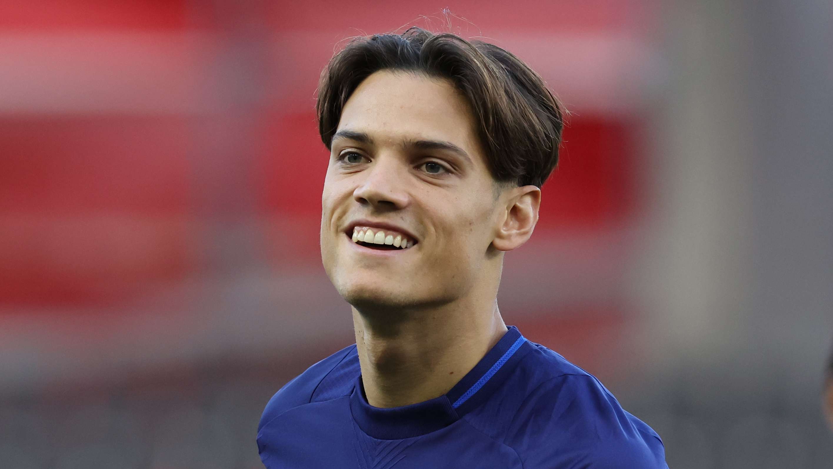 王曼昱卫冕 王曼昱卫冕